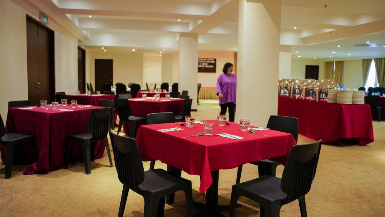 Kaizen Hotel & Suites Melaka Exterior photo